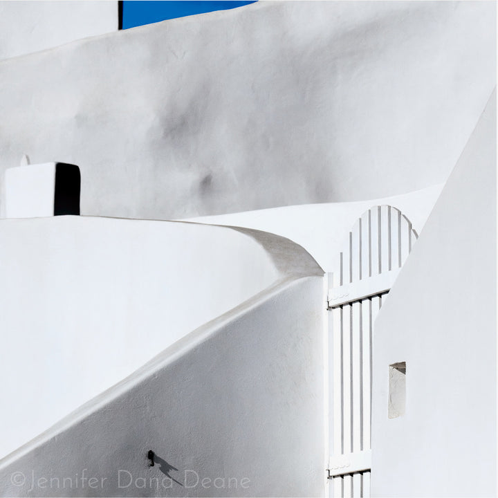 Oia White